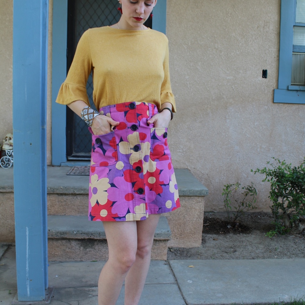 Boden a-line flower power button up skirt